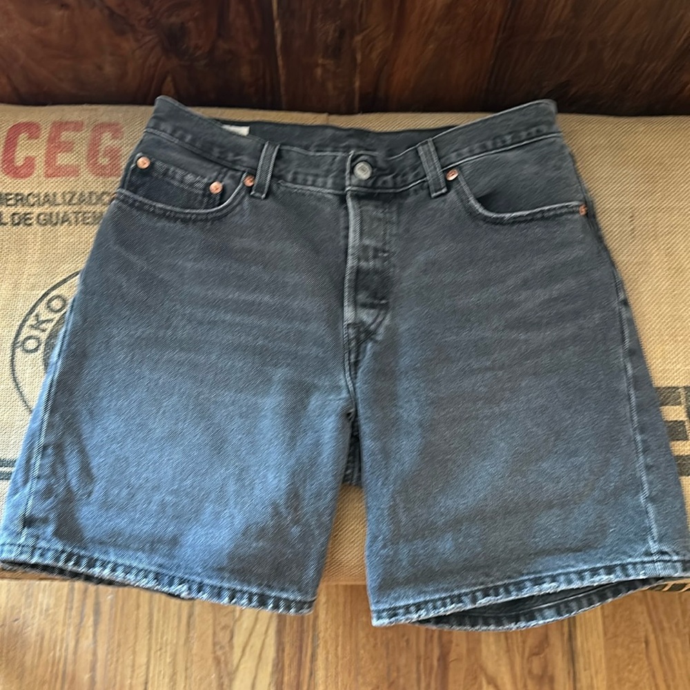 Levi’s 501 Baggy Jean shorts